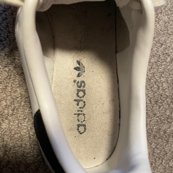Stan Smith White Adidas Sneakers - Picture 7 of 7